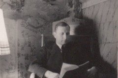 Charles 1930